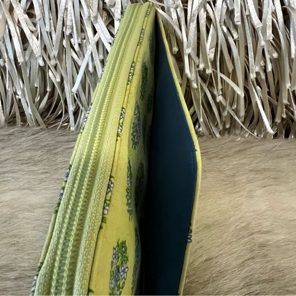 Vera Bradley Citron 2006 Travel Wallet Yellow Green Blue Y2K Zipper Passport - Picture 5 of 12